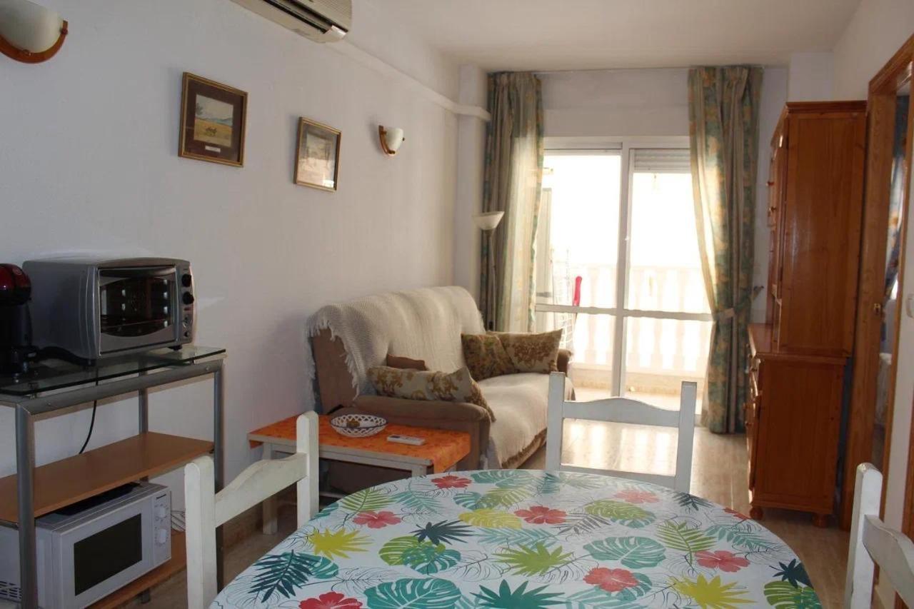 Apartamento Pascual Torrevieja Bagian luar foto